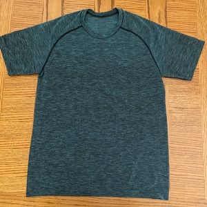 Lululemon Metal Vent Tech Short Sleeve
